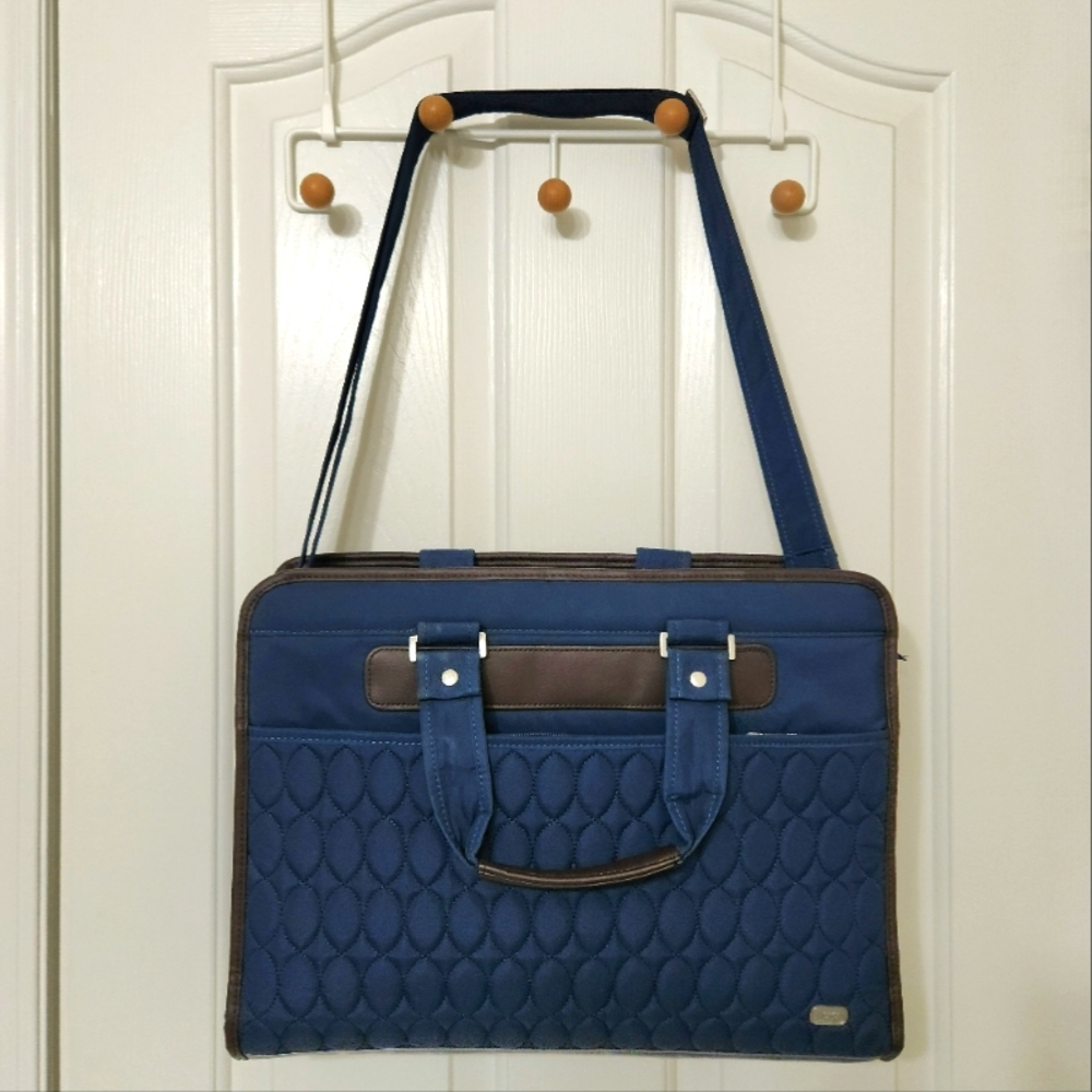 Lug Chariot Laptop/Briefcase Bag/Crossbody in Navy Blue